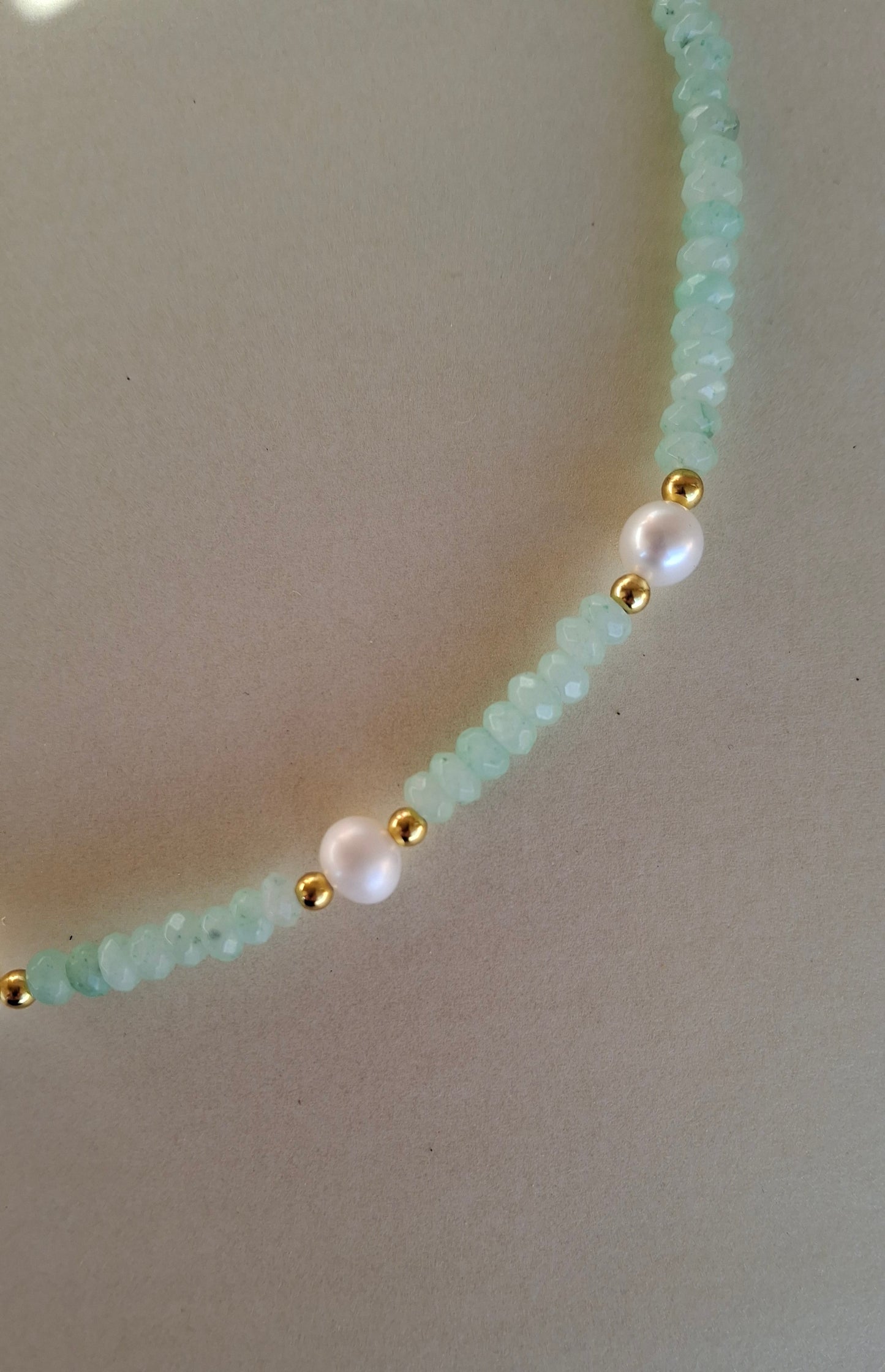 Girocollo giada e perle di fiume